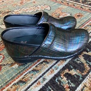 Dansko xp metallic striped multicolored nurse clogs